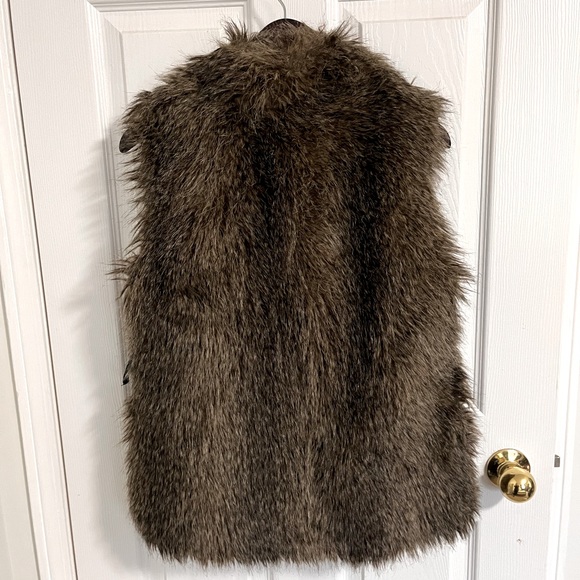 Fur Vest - Picture 2 of 2